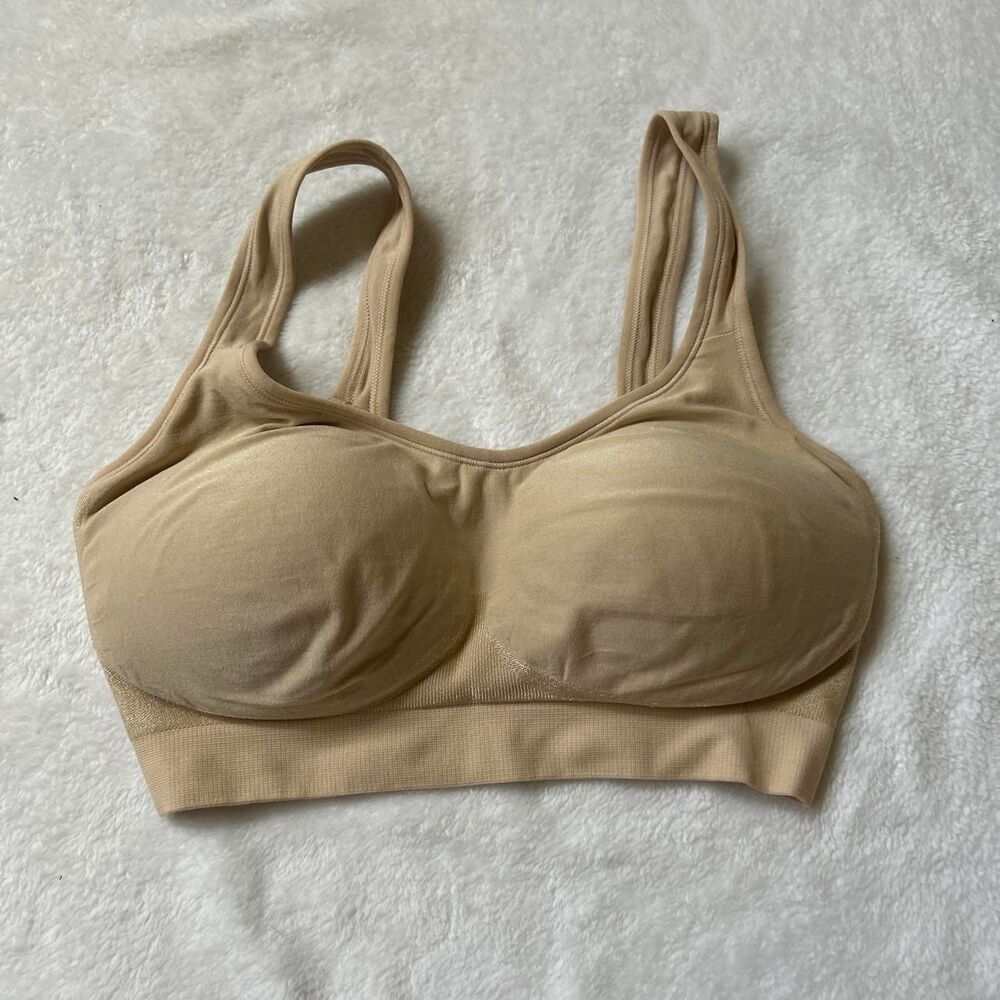 Tan seamless sports bra built in padding women's medium excellent used condition